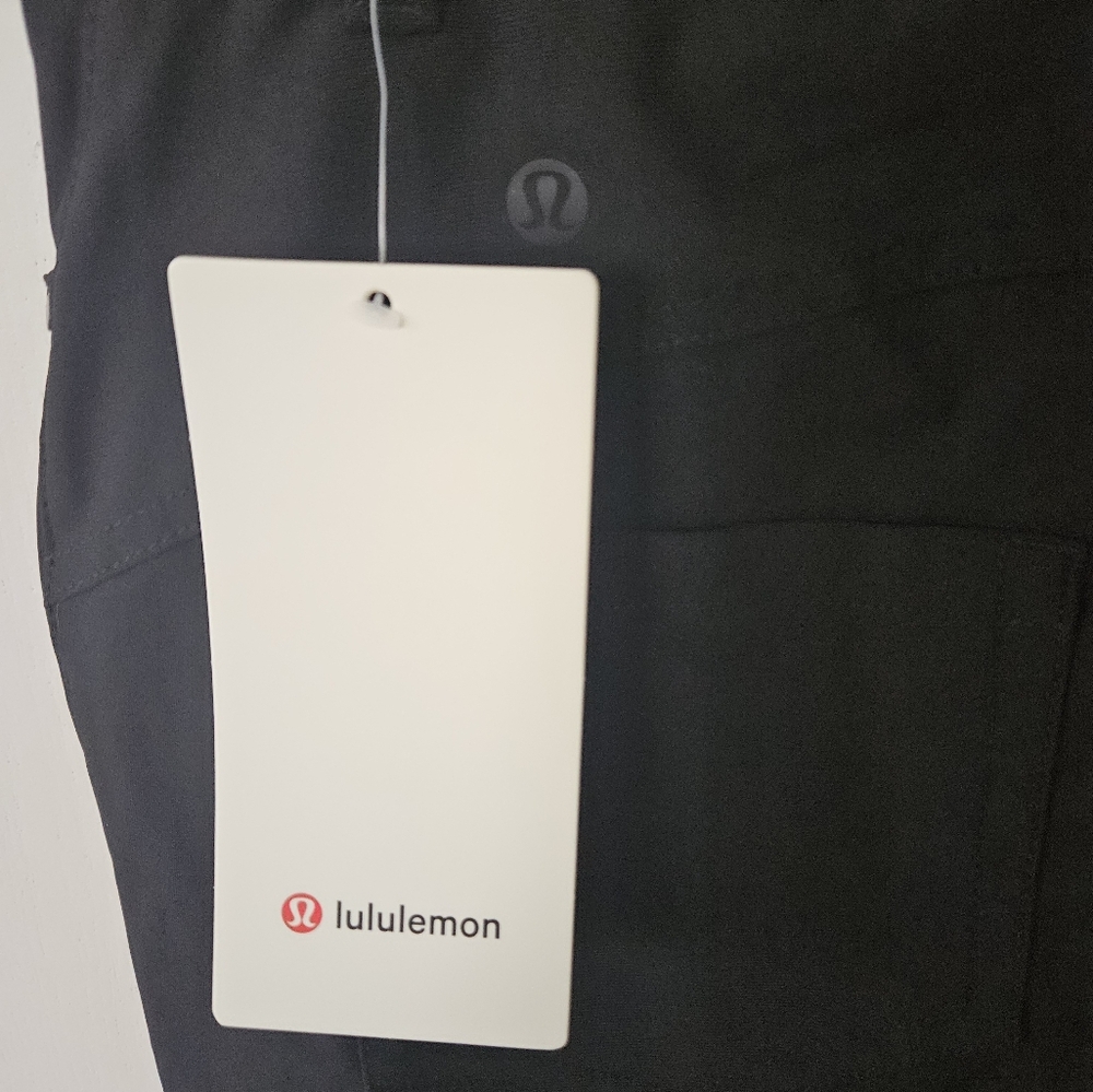 LULULEMON CITY SLEEK 5 POCKET BLACK PANT - Picture 5 of 8